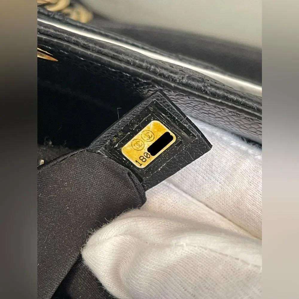 CHANEL GST Tote - Picture 15 of 16